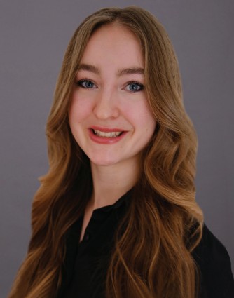 Portrait of Nola O'Neil from Oakville Trafalgar High School